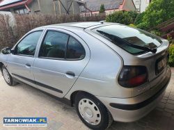 Renault megane 1.4 benzyna - Obrazek 2