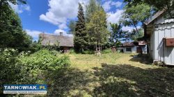 Drewniany dom na wsi - Obrazek 2