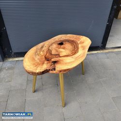 Stolik z orzecha włoskiego z żywicą z złotymi noga - Obrazek 1