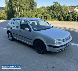 Vw golf 4 1.6 benzyna 1998r - Obrazek 2