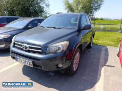 Toyota rav4 2007r 2.2 diesel 330tys km hak 4x4 - Obrazek 1