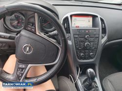 Opel Astra Sport kombi 2.0 diesel 2015 niski przeb - Obrazek 3