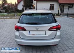 Opel astra 2019 - Obrazek 3