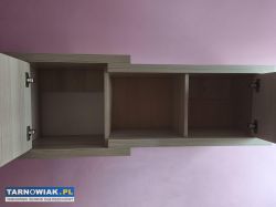 Szafka wisząca półki zamknięte i otwarte - Obrazek 2
