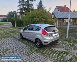 Ford fiesta 2009r. 1.2benz *klima *stan bdb - Obrazek 2