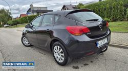 Opel Astra 1.6 benzyna 2010r - Obrazek 2