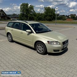 Volvo v50 1.6 diesel 2007r - Obrazek 1