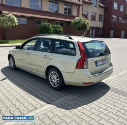 Volvo v50 1.6 diesel 2007r - Obrazek 3