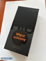 Uszkodzony Samsung Galaxy Z Flip 4 - Obrazek 1