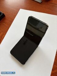 Uszkodzony Samsung Galaxy Z Flip 4 - Obrazek 4