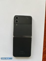Uszkodzony Samsung Galaxy Z Flip 4 - Obrazek 3