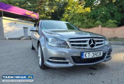 Piękny Mercedes Klasy C - Obrazek 2
