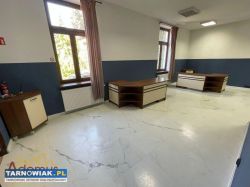 Lokal usługowo-biurowy 49 m² ,własny parking - Obrazek 2