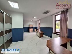 Lokal usługowo-biurowy 49 m² ,własny parking - Obrazek 1