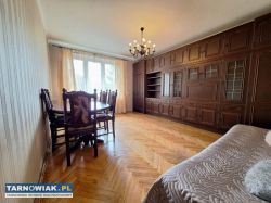Przestronne mieszkanie w centrum, 66 m2 - Obrazek 1