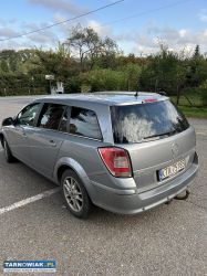 Opel Astra 2009 lift kombi - Obrazek 3