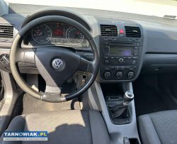 Volkswagen Golf V 1.6 gaz 2004r - Obrazek 4