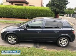 Opel astra h 1.8 140 km cosmo - Obrazek 3