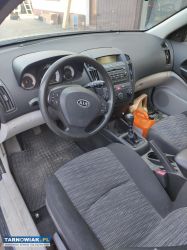 Kia ceed i 1.4 benzyna, 2008r. Uszkodzona - Obrazek 3