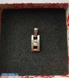 Srebrna zawieszka, wisiorek dł. 2,8cm stan bardzo - Obrazek 1