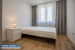 Nowoczesne 3 pokoje, balkon + parking - Obrazek 3
