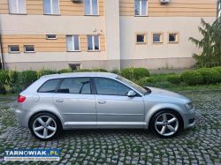 Audi a3 2010r. 2.0tdi sportback navi ledy stan bdb - Obrazek 3