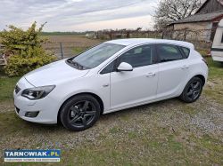 Opel Astra j. 4 model - Obrazek 2