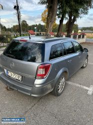 Opel Astra 2009 kombi diesel - Obrazek 4
