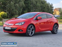 Opel astra j gtc 1.6 t 180 koni - Obrazek 3