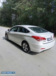 Hyundai i40 biała perła 1.7crdi - Obrazek 3