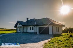 Dom na sprzedaż w Łękach Dolnych - Obrazek 1
