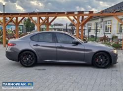 Alfa romeo giulia lift 2.0 280km niski przebieg! - Obrazek 3