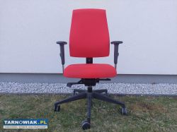 Wygodny czerwony fotel biurowy - Obrazek 1