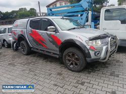 Mitsubishi L200 4x4 do lasu dla myśliwego UK RHD - Obrazek 1