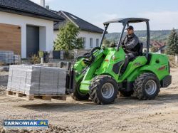Wynajem ładowarki AVANT 755i + osprzęt | Tarnów i - Obrazek 3