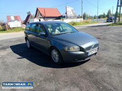 Volvo v50 2.0td 106km 04r - Obrazek 1