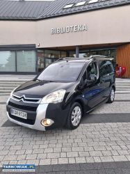 Sprzedam bardzo ładnego Citroena Berlingo Xtr - Obrazek 2
