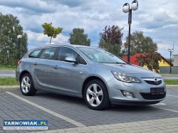 Opel astra j*1.4*turbo*2011*led*xenon*navi - Obrazek 1