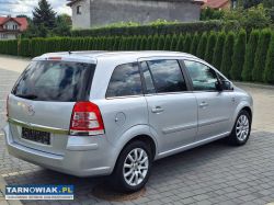 Opel zafira*1.8*2010*klima*alu*7-osób - Obrazek 3