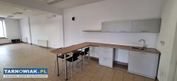 Strusińska- lokal 130m2, parking - Obrazek 4