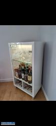 Lakierowany barek na alkohol - Obrazek 2