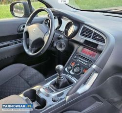 Peugeot 3008 i 1.2 2015 - Obrazek 4