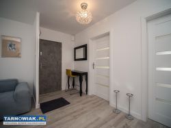 3 pokoje, do wejścia, balkon - Obrazek 1