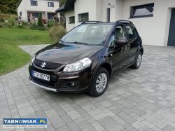 Suzuki SX4 4x4 2014 r bdb stan doinwestowany - Obrazek 4